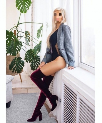 Анкета проститутки Альбина - город Бердичев, 21 год, №7000